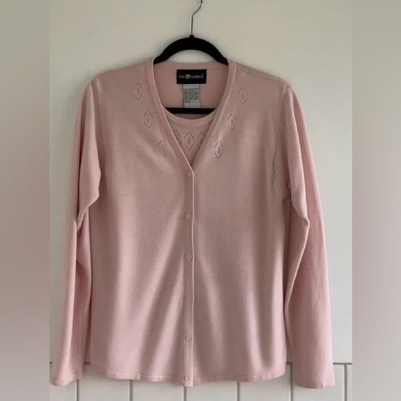 Sag Harbor Women’s 2-Fer Sweater Set Button Front Cardigan Pink Small NWOT - Picture 3 of 11
